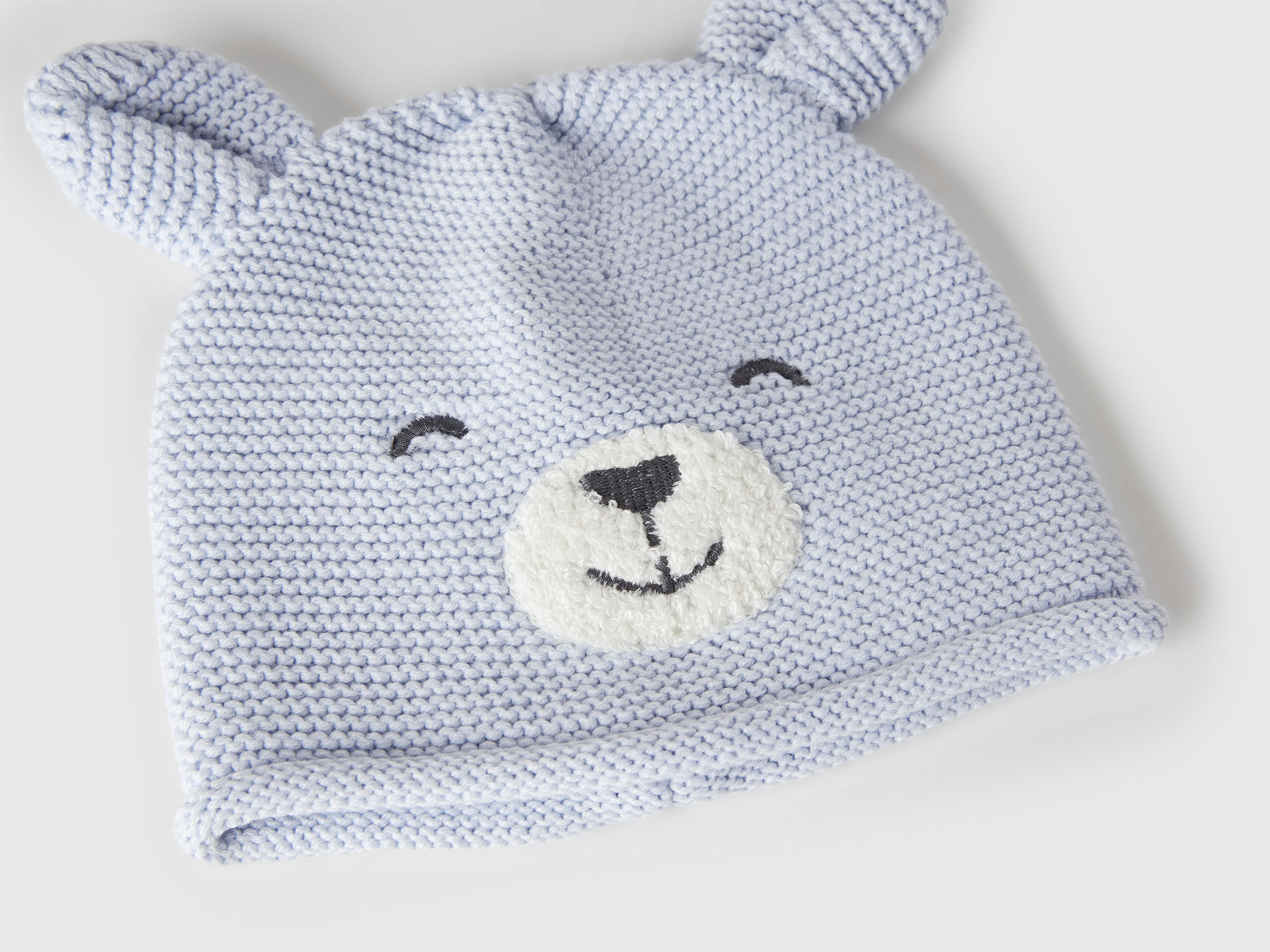 HAT New Born (0-18 months) image number 3